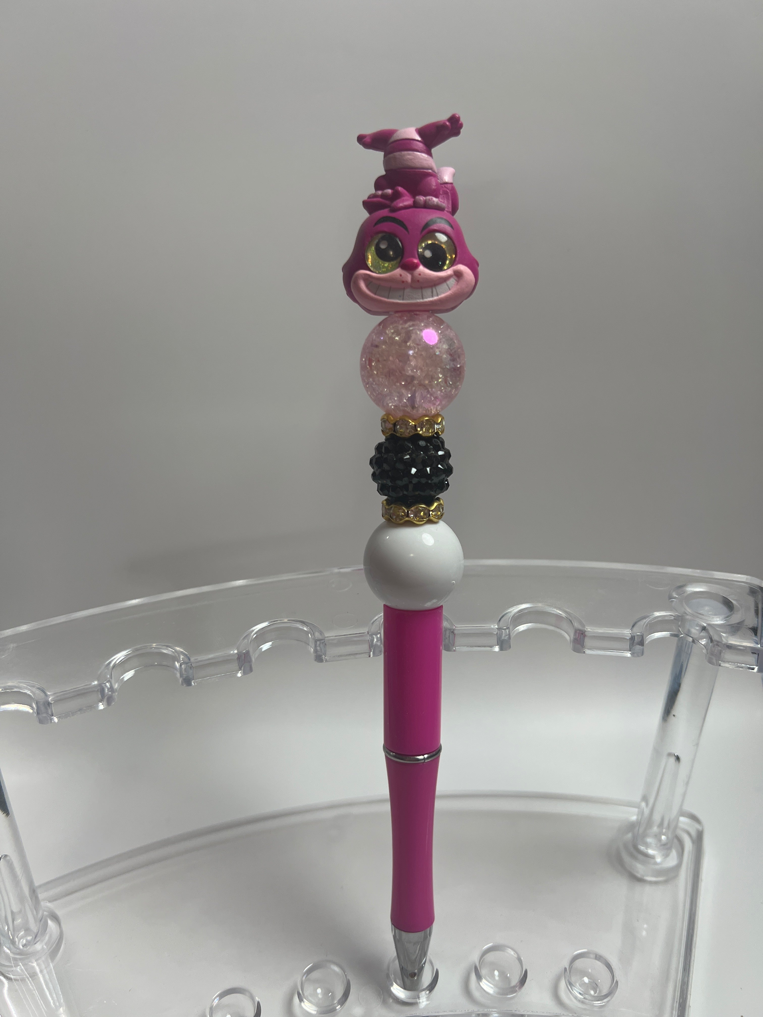 Cheshire cat pen